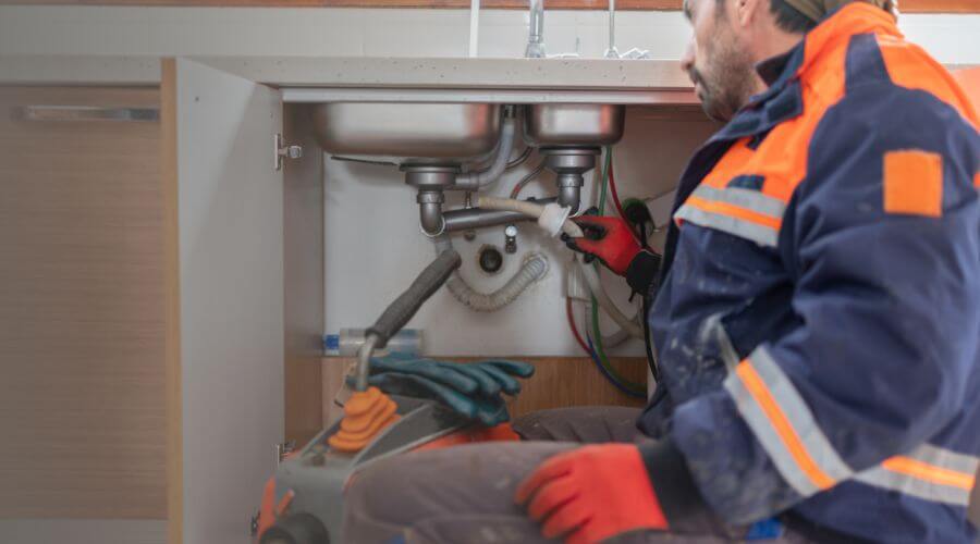 Local sewer line repair in Mountain Park, OK